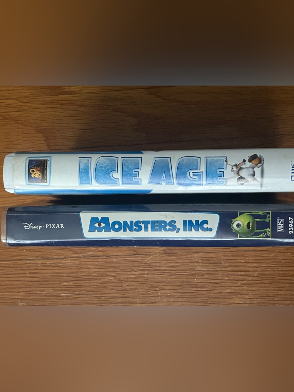 VHS Movie bundle deal (monster ink & ice age)